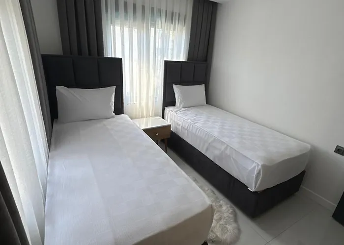 Sweet Apartment Side